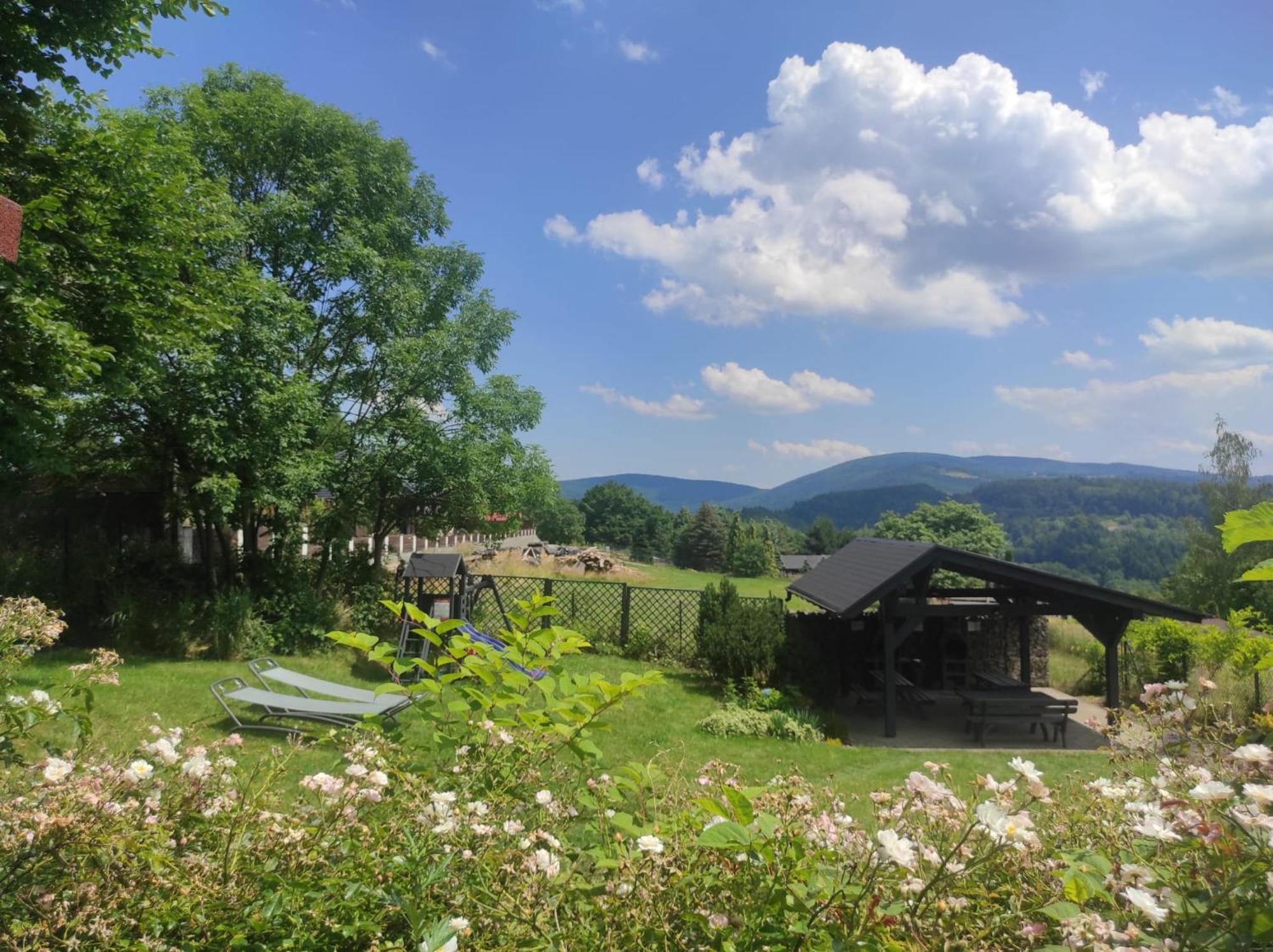 Sloneczny Chelm - Apartamenty W Gorach, Prywatna Sauna Jacuzzi Balia W Cenie, Spa, Grill, Stok Narciarski Myslenice, Sciezki Rowerowe, Rzeka Raba, Widok Na Tatry Экстерьер фото